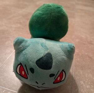 Plush Bulbasaur Pokemon